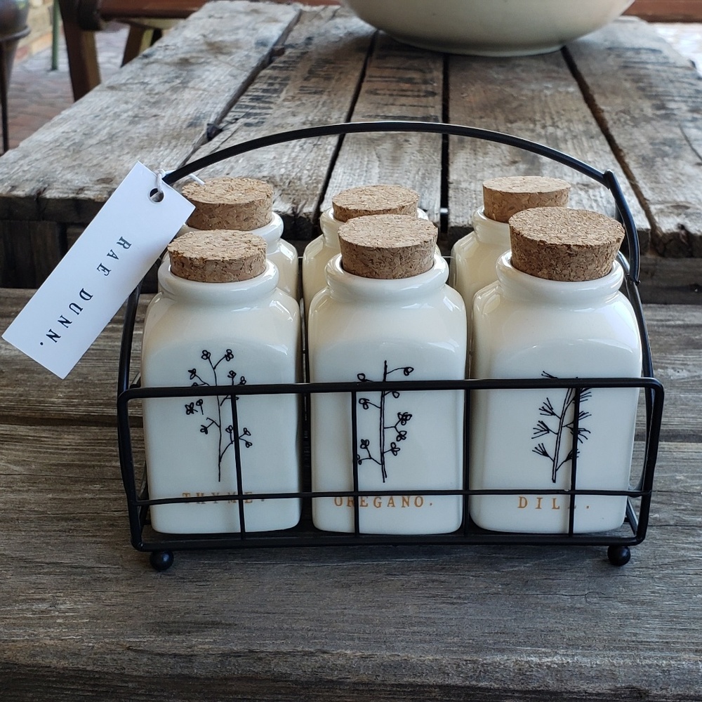 Rae Dunn Spice Set with Wire Rack